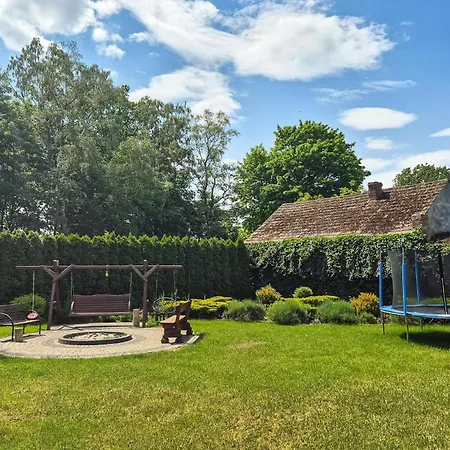 1 Bedroom Cozy In Wrzosowo Holiday home *